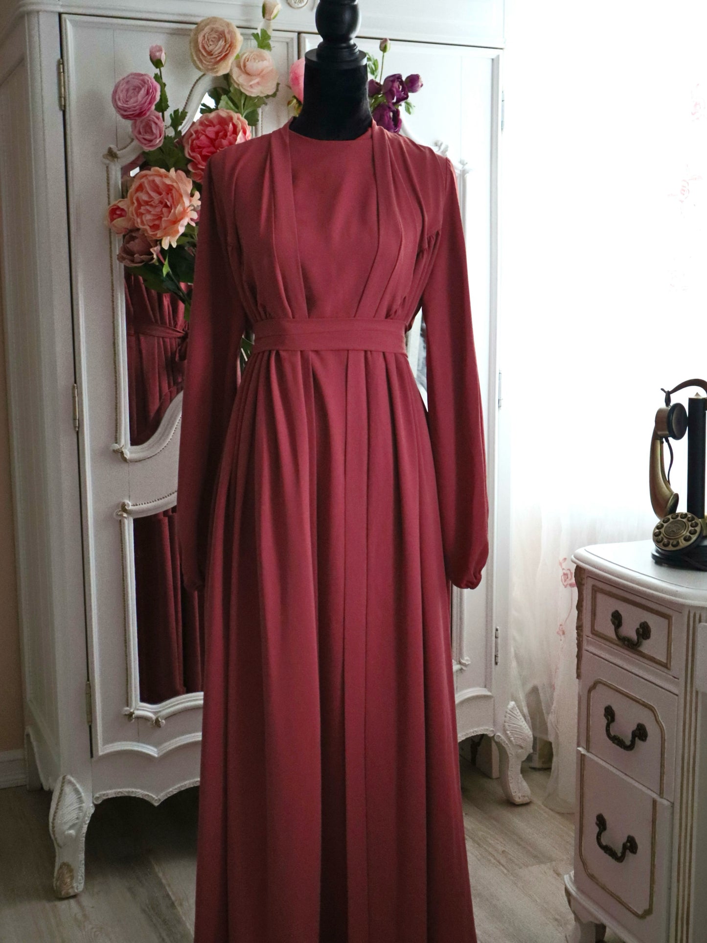 Mira Two-Piece Abaya Set